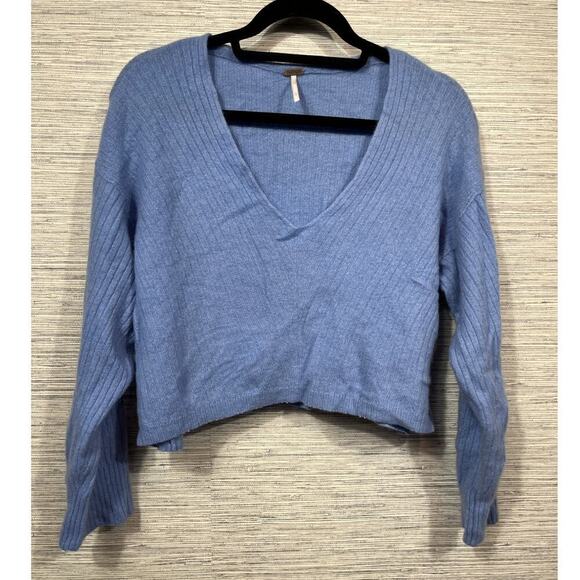 Free People 100% Cashmere Long Sleeves Crop Shirt / Size-Large - Picture 1 of 8